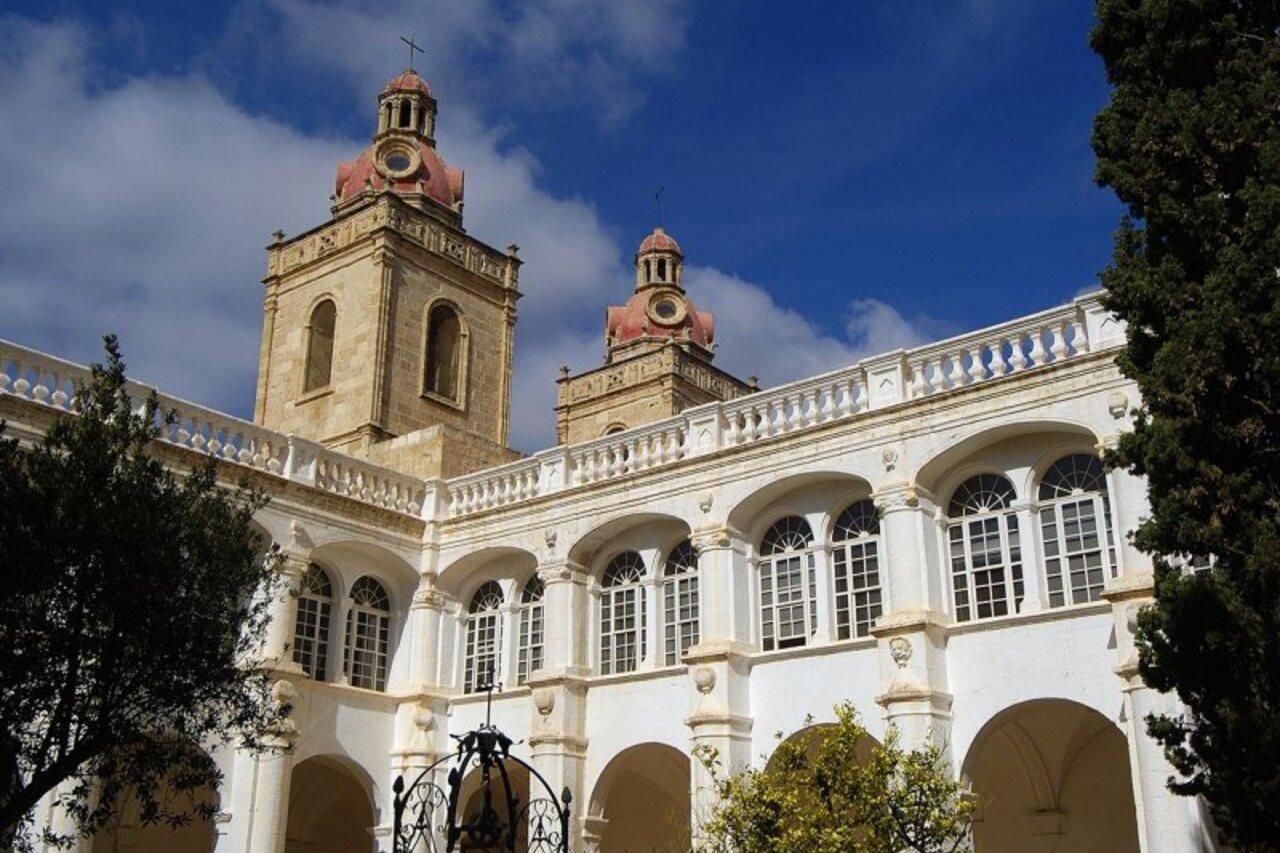 Pierre & Vacances Menorca Cala Blanes 卡拉恩·布拉内斯 外观 照片