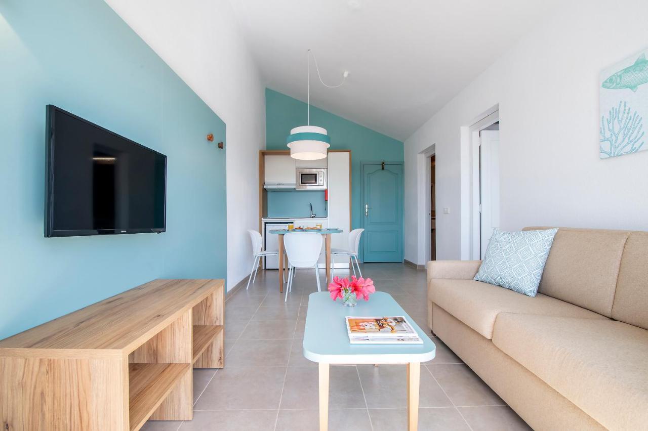 Pierre & Vacances Menorca Cala Blanes 卡拉恩·布拉内斯 外观 照片